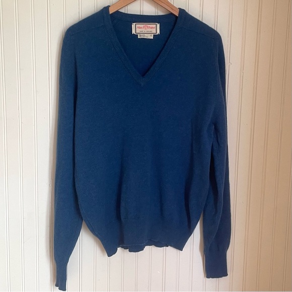Alan Paine Other - Alan Paine Blue 100% Lambswool V-Neck Sweater, Men’s Large